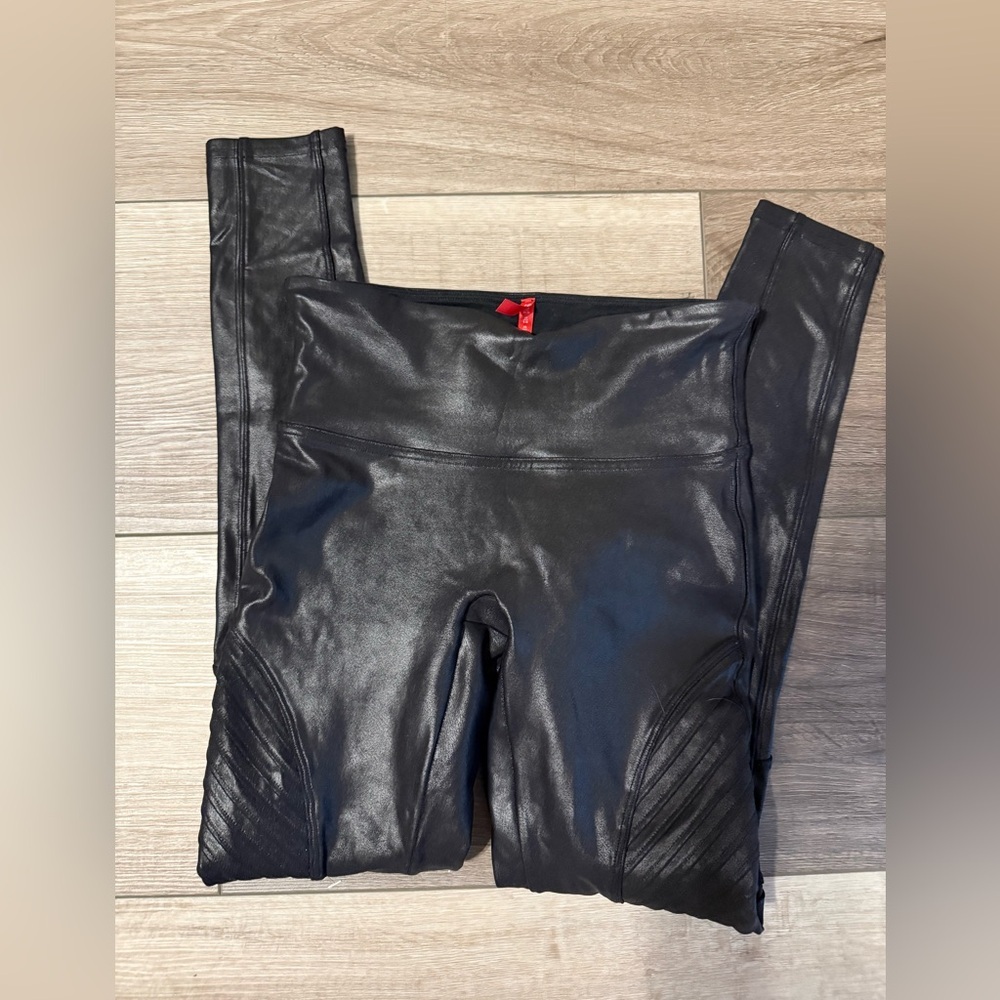 SPANX Shiny Black  Moto Leggings